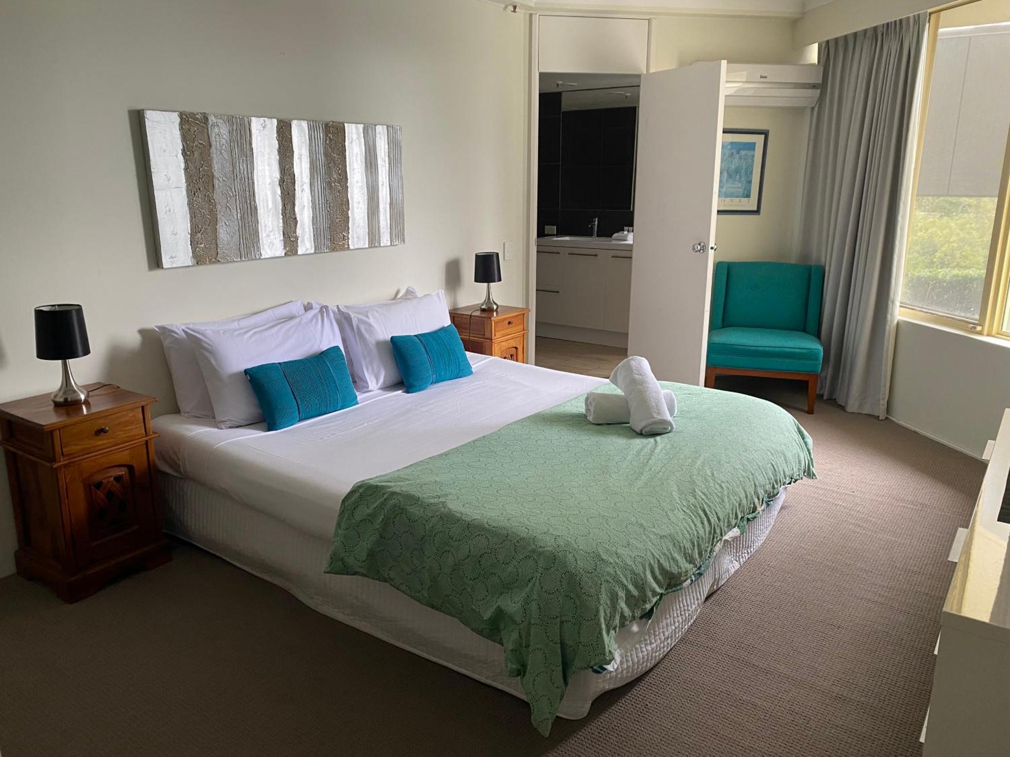 Contessa Holiday Apartments Гоулд Коуст Екстериор снимка