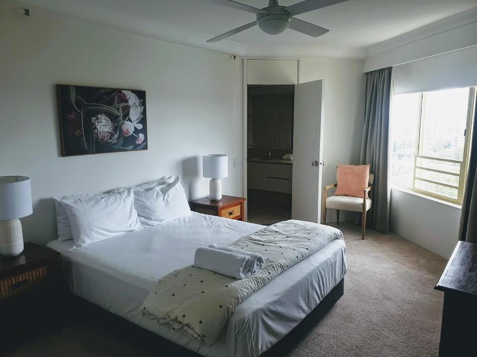 Contessa Holiday Apartments Гоулд Коуст Екстериор снимка