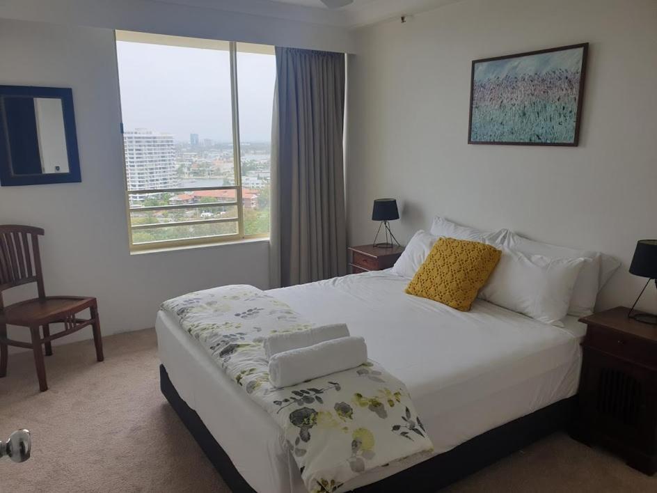 Contessa Holiday Apartments Гоулд Коуст Екстериор снимка